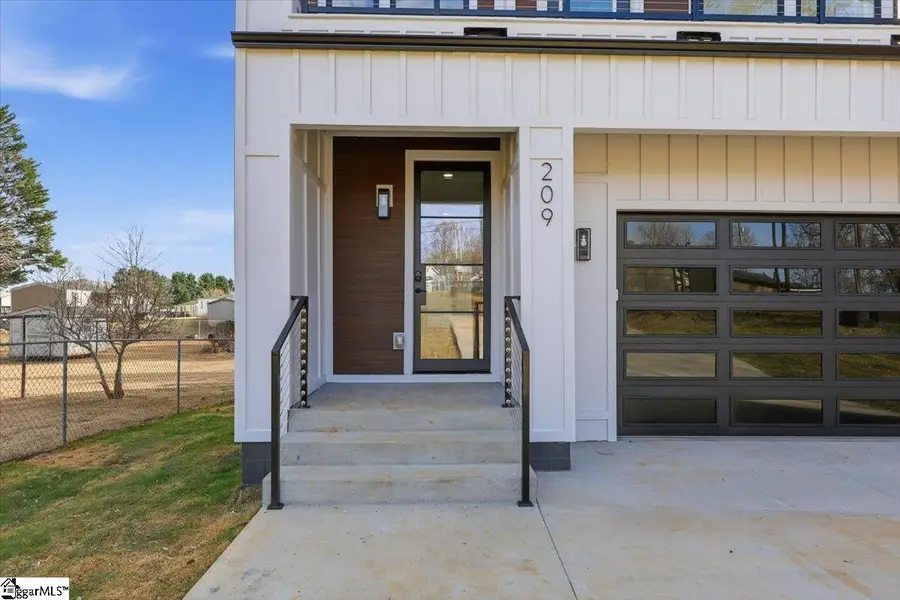 209 Springdale Avenue, Greer, SC 29650 - #3