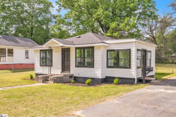 470 W Hayne Street, Woodruff, SC 29388