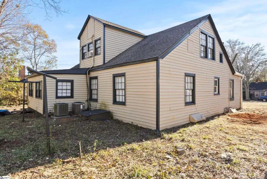 211 California Avenue, Spartanburg, SC 29303 - #2