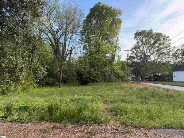 306 Cemetery Street, Laurens, SC 29360