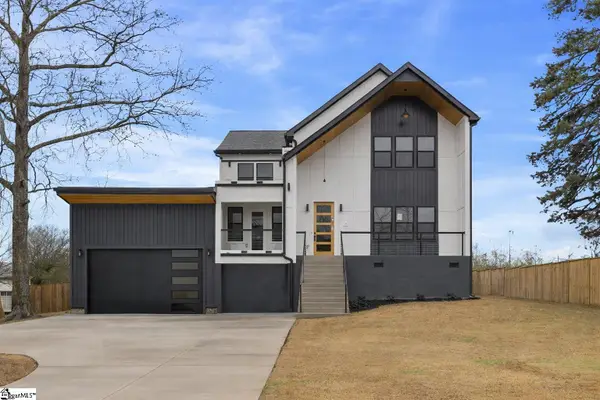 209 Redmond Drive, Fountain Inn, SC 29644