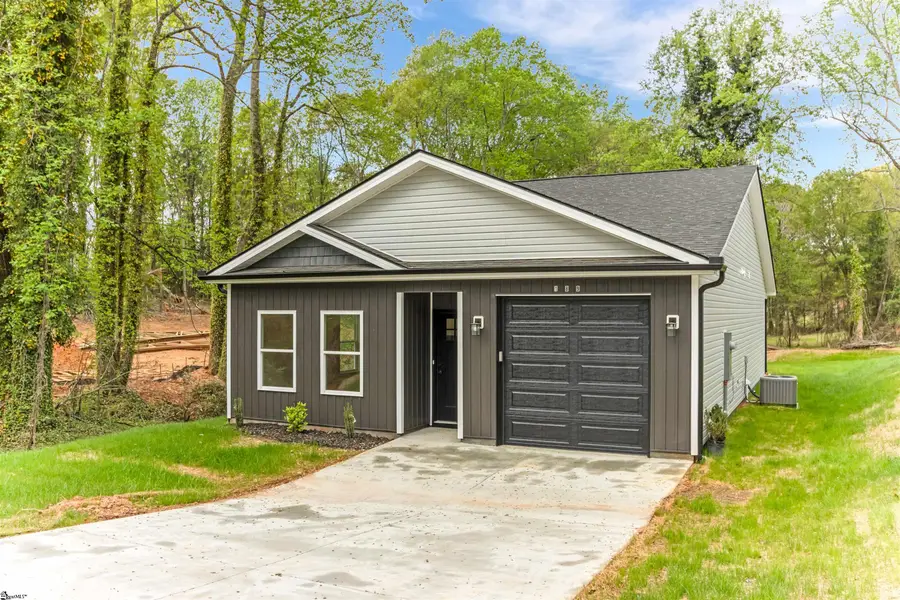 189 N Georgia Avenue, Chesnee, SC 29323 - #3