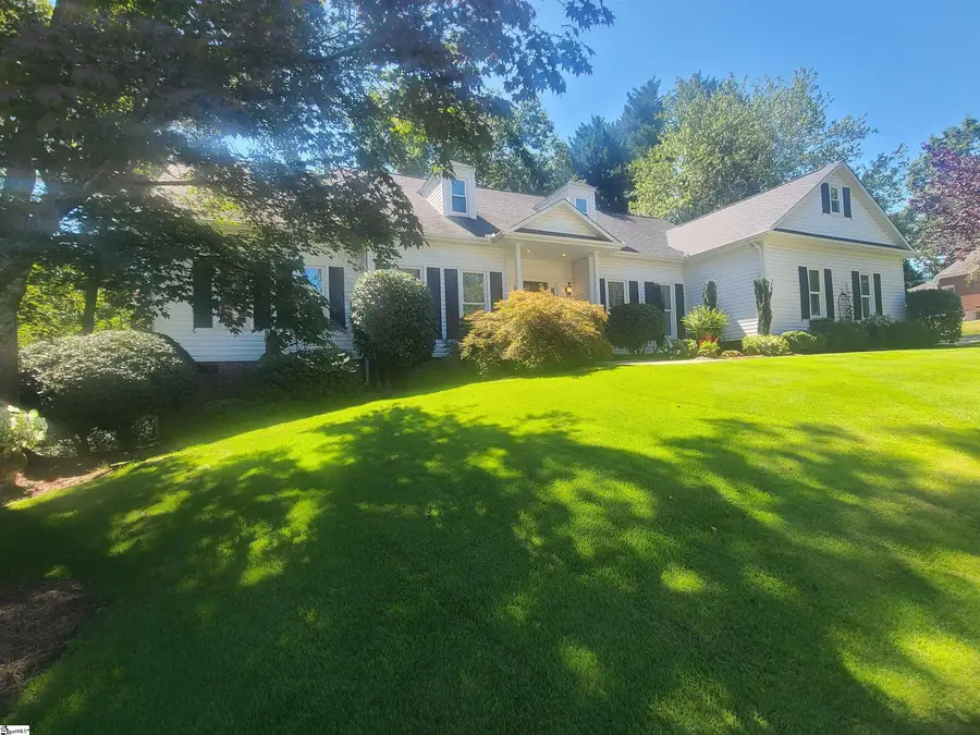 305 Beckworth Drive, Taylors, SC 29687 - #2