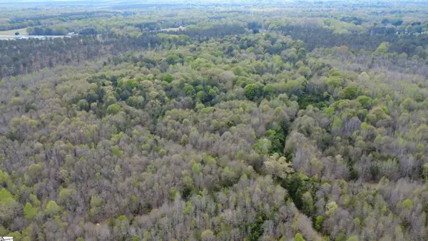 1511 Flat Rock Road, Starr, SC 29684