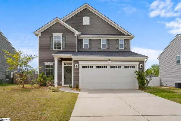 8 Wiltshire Circle, Easley, SC 29642