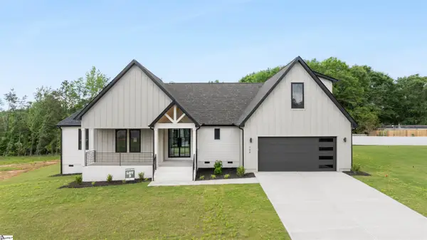 734 New South Court, Wellford, SC 29385