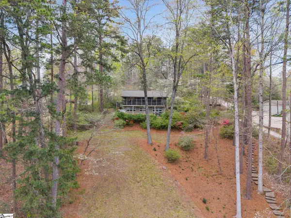 328 Harbor Drive, West Union, SC 29696