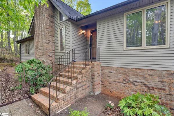 120 Packs Mountain Ridge Road, Taylors, SC 29687