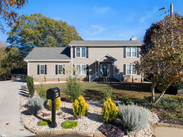 225 Hawkins Creek Court, Greenville, SC 29609