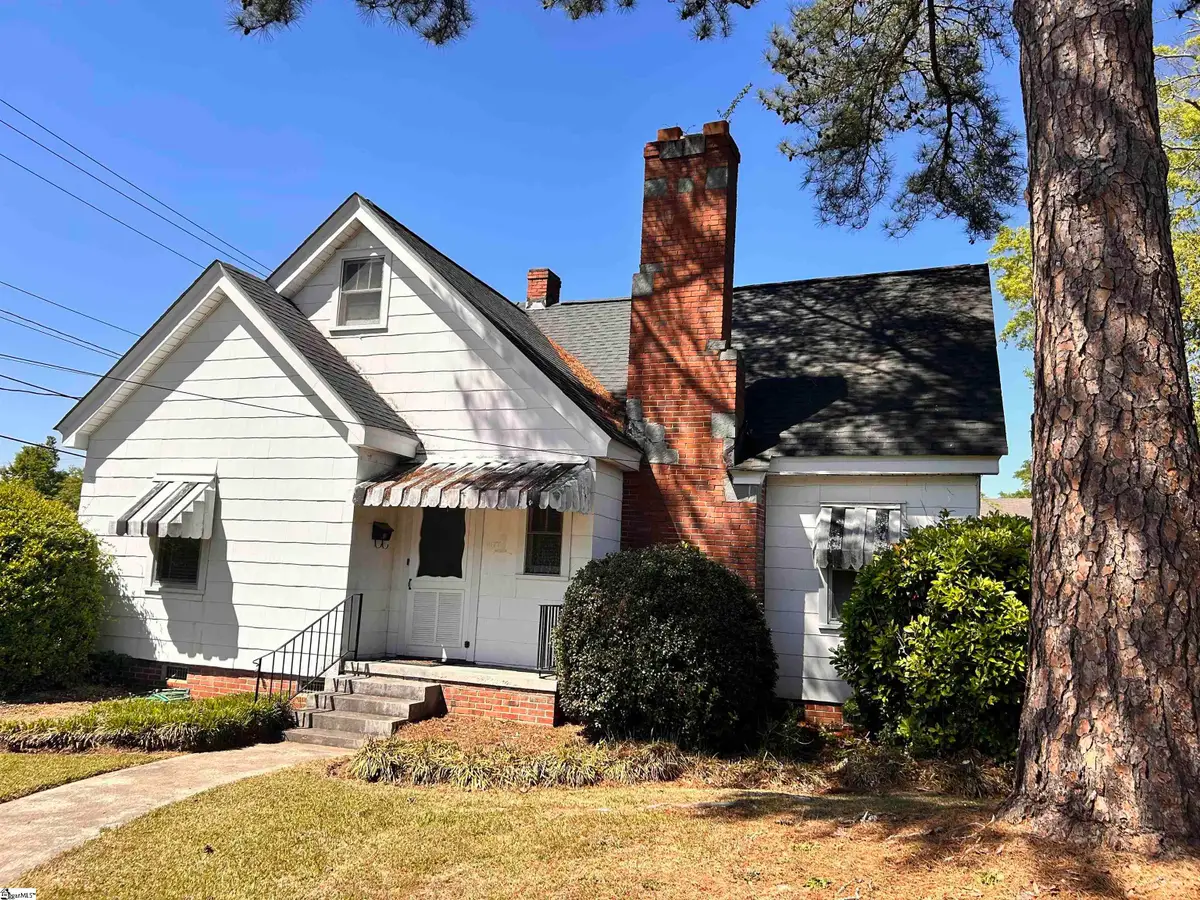 116 W Centennial Street, Clinton, SC 29325 - #1