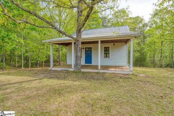 1810 Skunk Hollow Road, Campobello, SC 29322