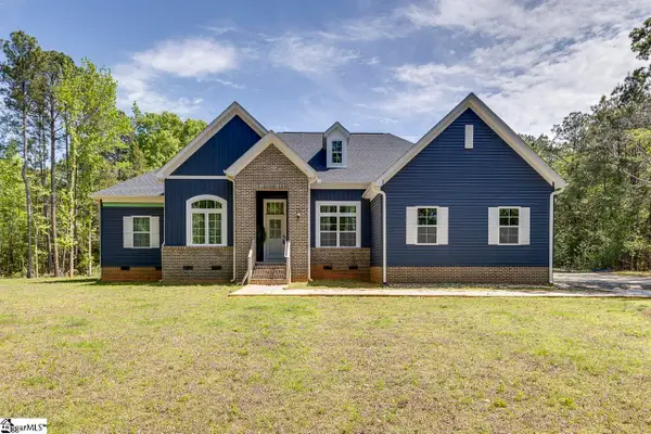 271 Rocky Ridge Road, Enoree, SC 29335