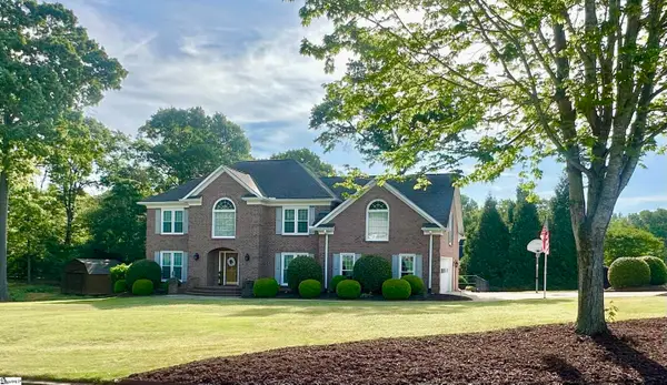 110 W Killarney Lake, Moore, SC 29369