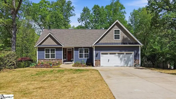 1494A S Mcelhaney Road, Greer, SC 29651