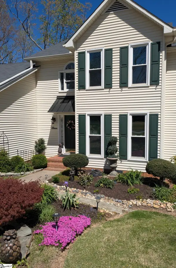 11 Spring View Lane, Taylors, SC 29687