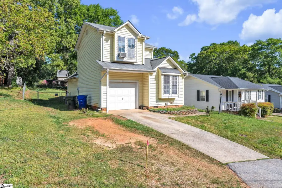 203 Lowndes Avenue, Greenville, SC 29607 - #2