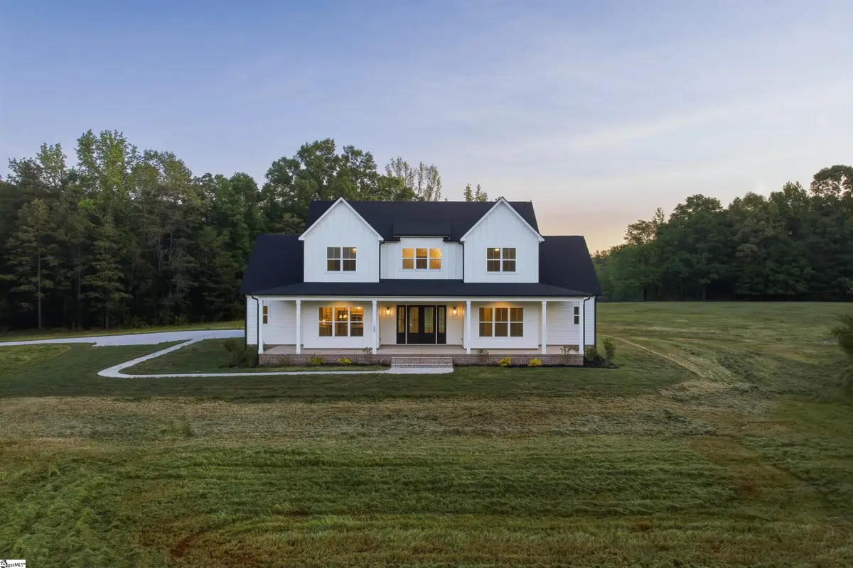245 W Chapman Road, Belton, SC 29627 - #1