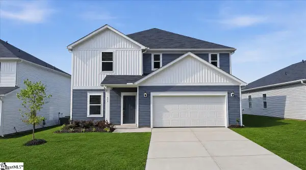 915 Rising Oak Court, Spartanburg, SC 29301