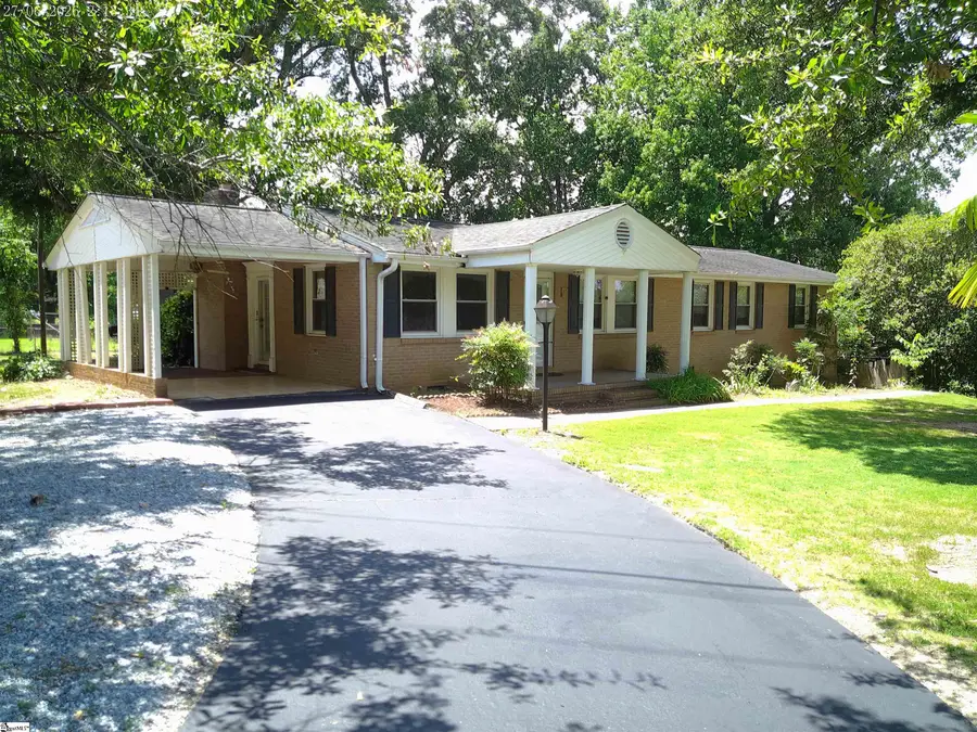 204 Sycamore Drive, Mauldin, SC 29662 - #2