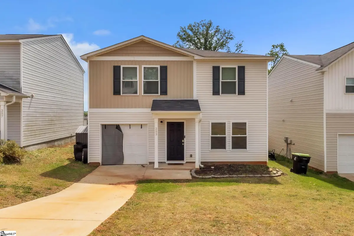 253 S Church St Extension, Duncan, SC 29334 - #1