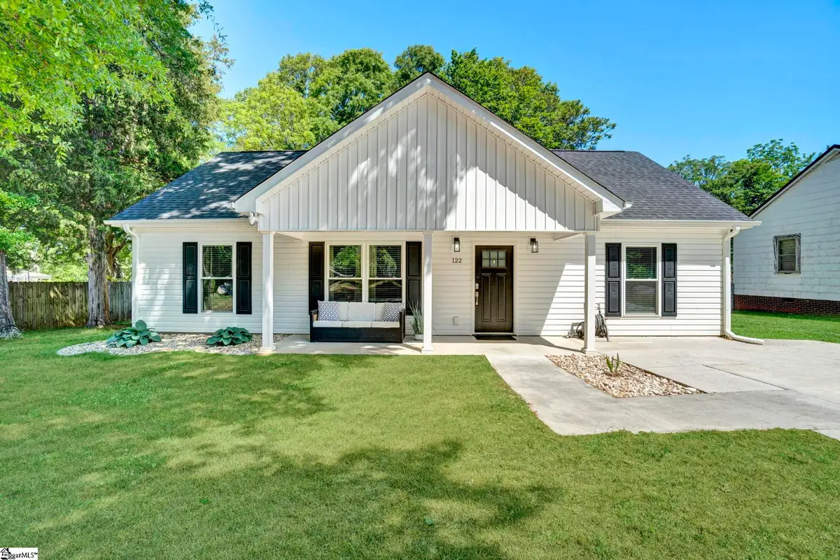 122 W 3rd Avenue, Easley, SC 29640 - #1