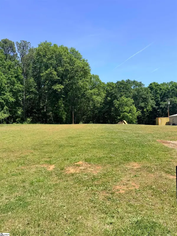 15169 Highway 221, Enoree, SC 29335-2802
