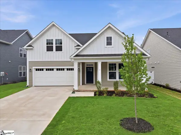 7 Pelham Crossing Drive, Greenville, SC 29615
