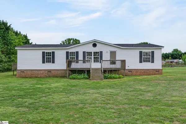 9122 West Oak Highway, Seneca, SC 29678