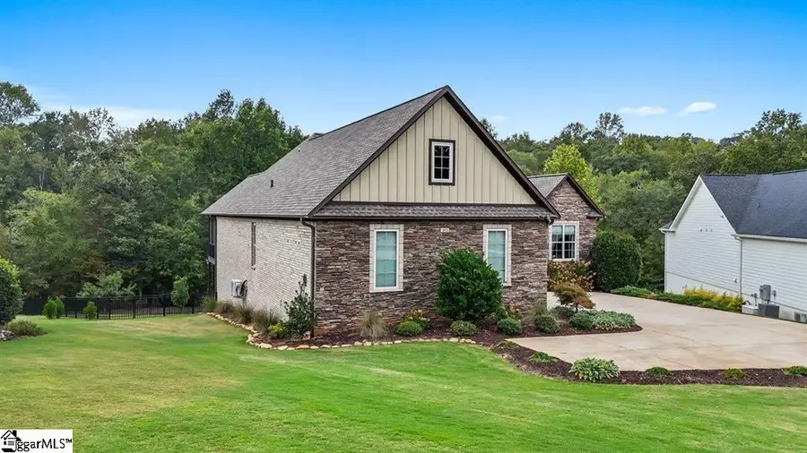 383 Island Green Lane, Inman, SC 29349 - #2