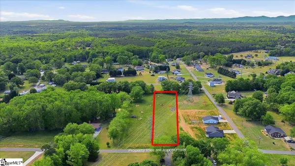 220 Wedgewood Road, Inman, SC 29349