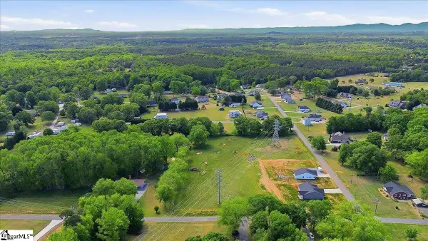 230 Wedgewood Road, Inman, SC 29349