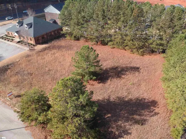 605 Squires Point, Duncan, SC 29334