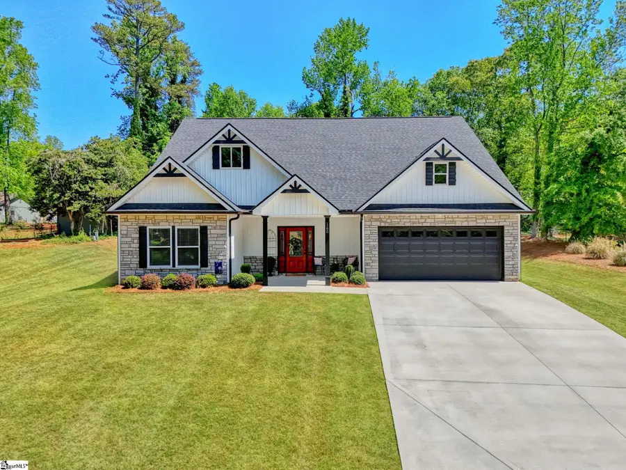 165 Lake Bowen Drive, Inman, SC 29349 - #2
