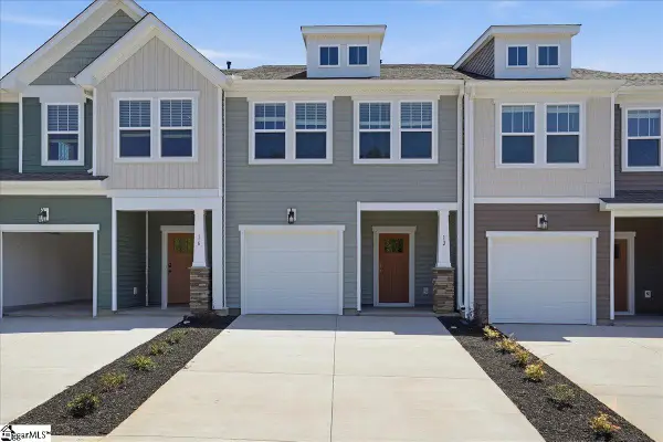 12 Shoemaker Road, Greenville, SC 29617