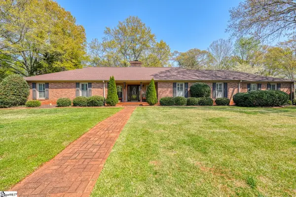 300 Crestview Lane, Spartanburg, SC 29301