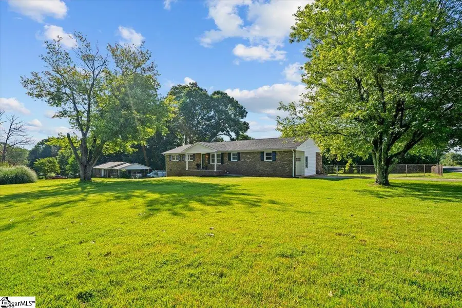 102 Hilldale Drive, Boiling Springs, SC 29316 - #3