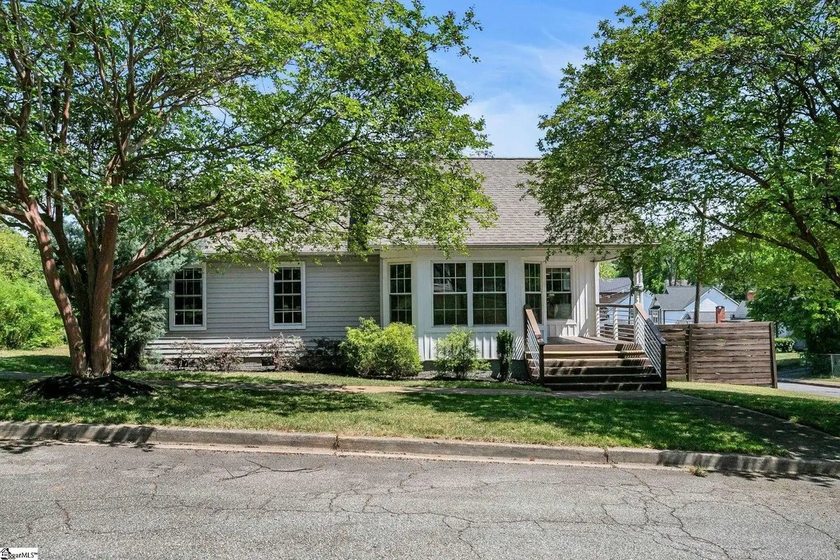 15 Craven Street, Greenville, SC 29611 - #1