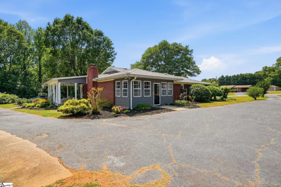 211 Bennett Circle, Spartanburg, SC 29307 - #3