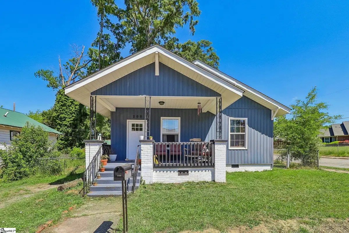 200 Jefferson Street, Clinton, SC 29325 - #1