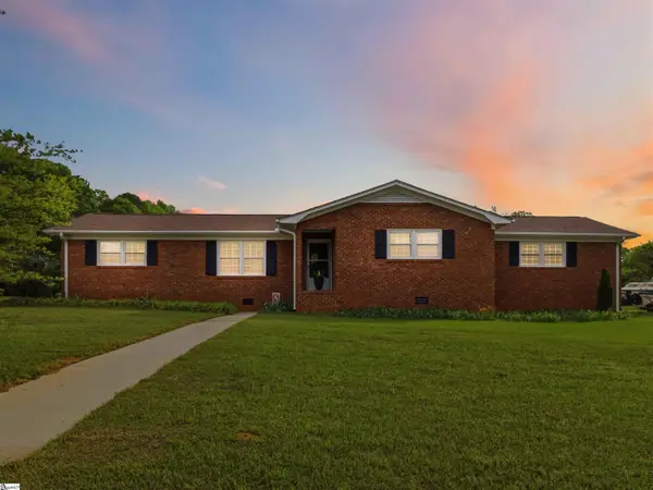 111 Merri Lane, Easley, SC 29642