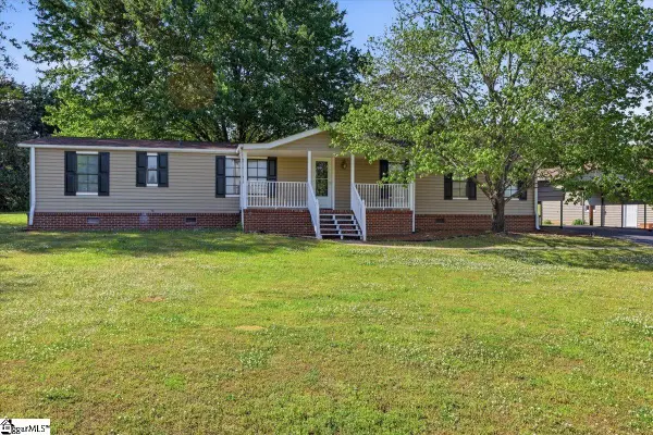 554 Berry Shoals Road, Duncan, SC 29334