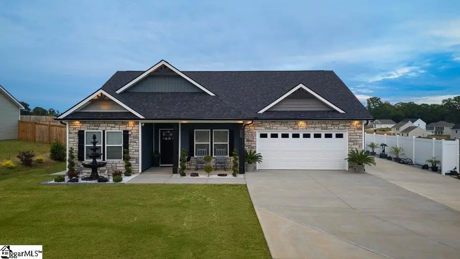 223 R C Thompson Road, Chesnee, SC 29323 - #2