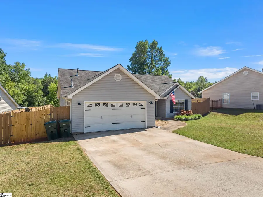 422 Lily Pond Lane, Taylors, SC 29687 - #3