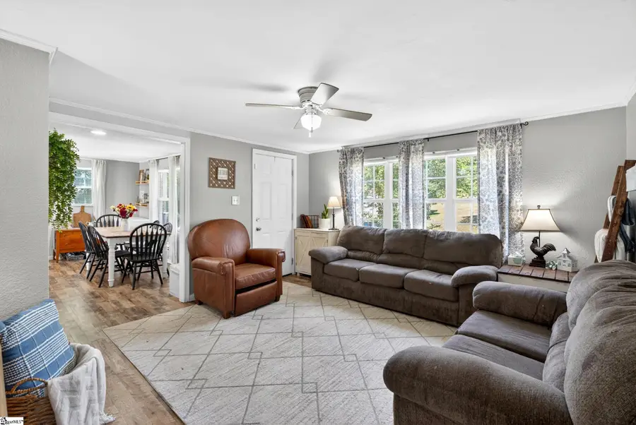 210 Sunnyside Drive, Greer, SC 29651 - #2