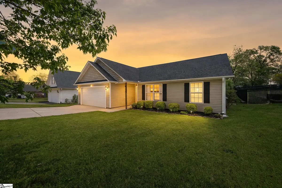 4 Richmond Drive, Greenville, SC 29617 - #1