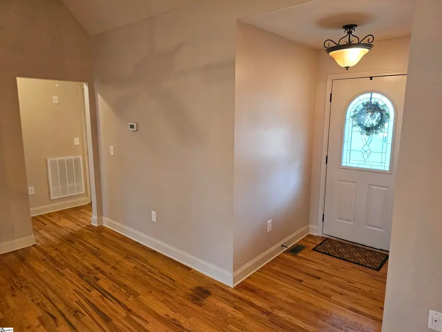 121 John Lancaster Road, Spartanburg, SC 29306 - #3