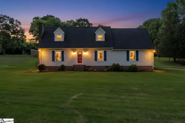 15 Hoedad Drive, Fountain Inn, SC 29644