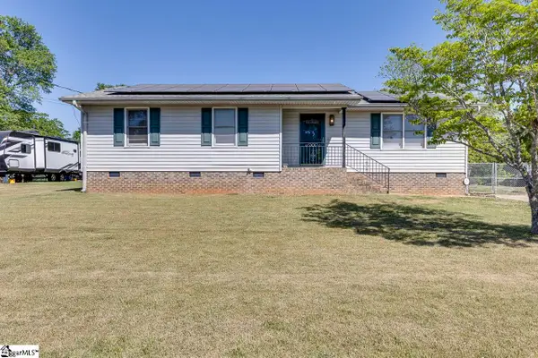 2 Wilson Avenue, Liberty, SC 29657