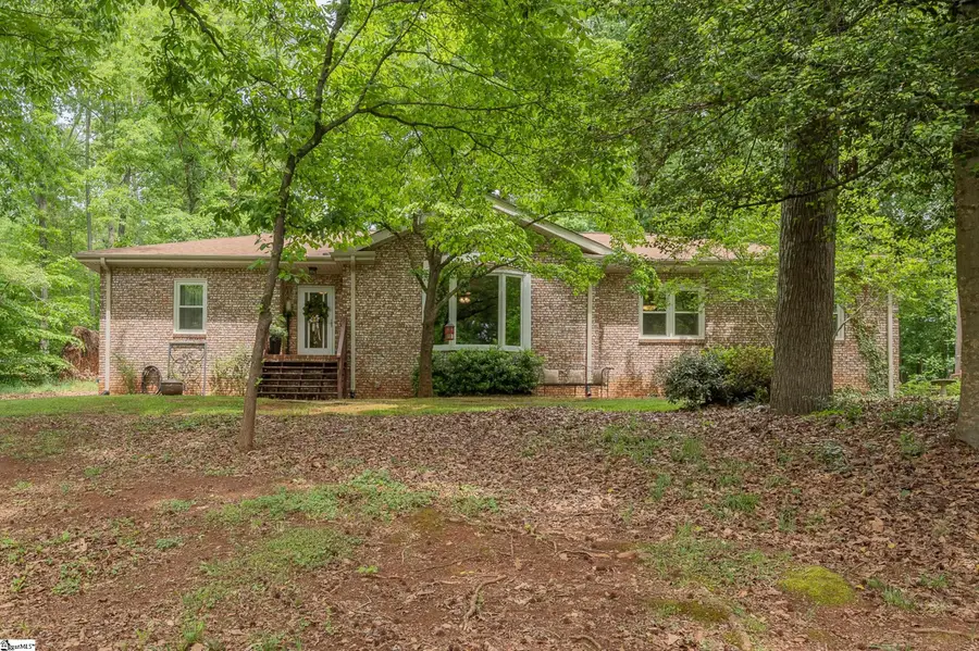 310 Beechwood Drive, Greer, SC 29651 - #2