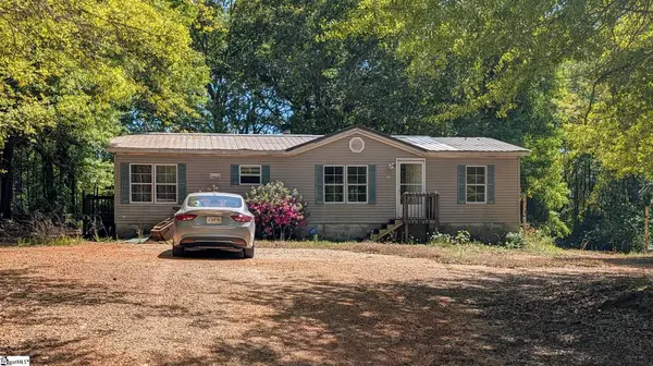 223 Savannah Drive, Seneca, SC 29678
